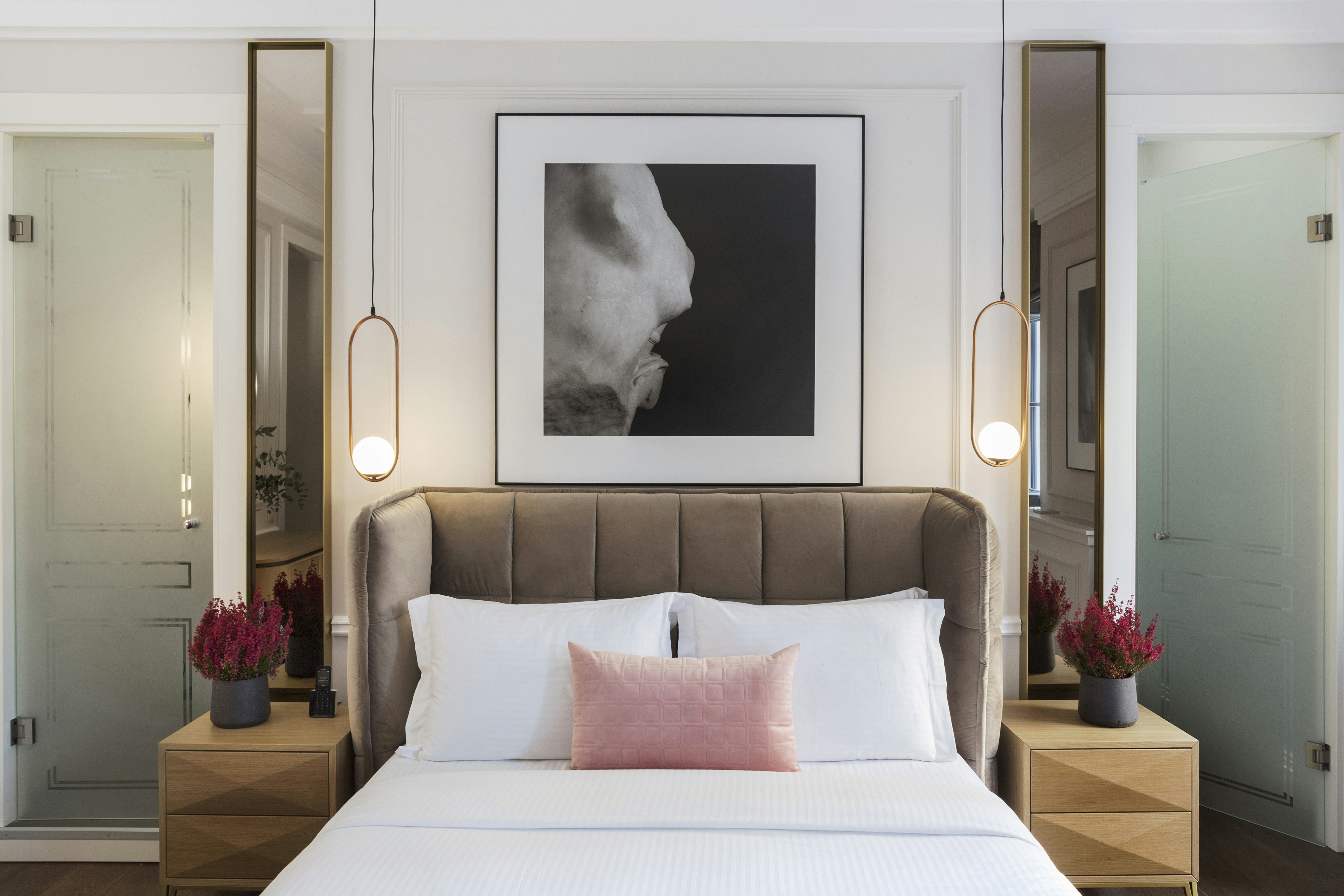 Elegant Suite - Bedroom