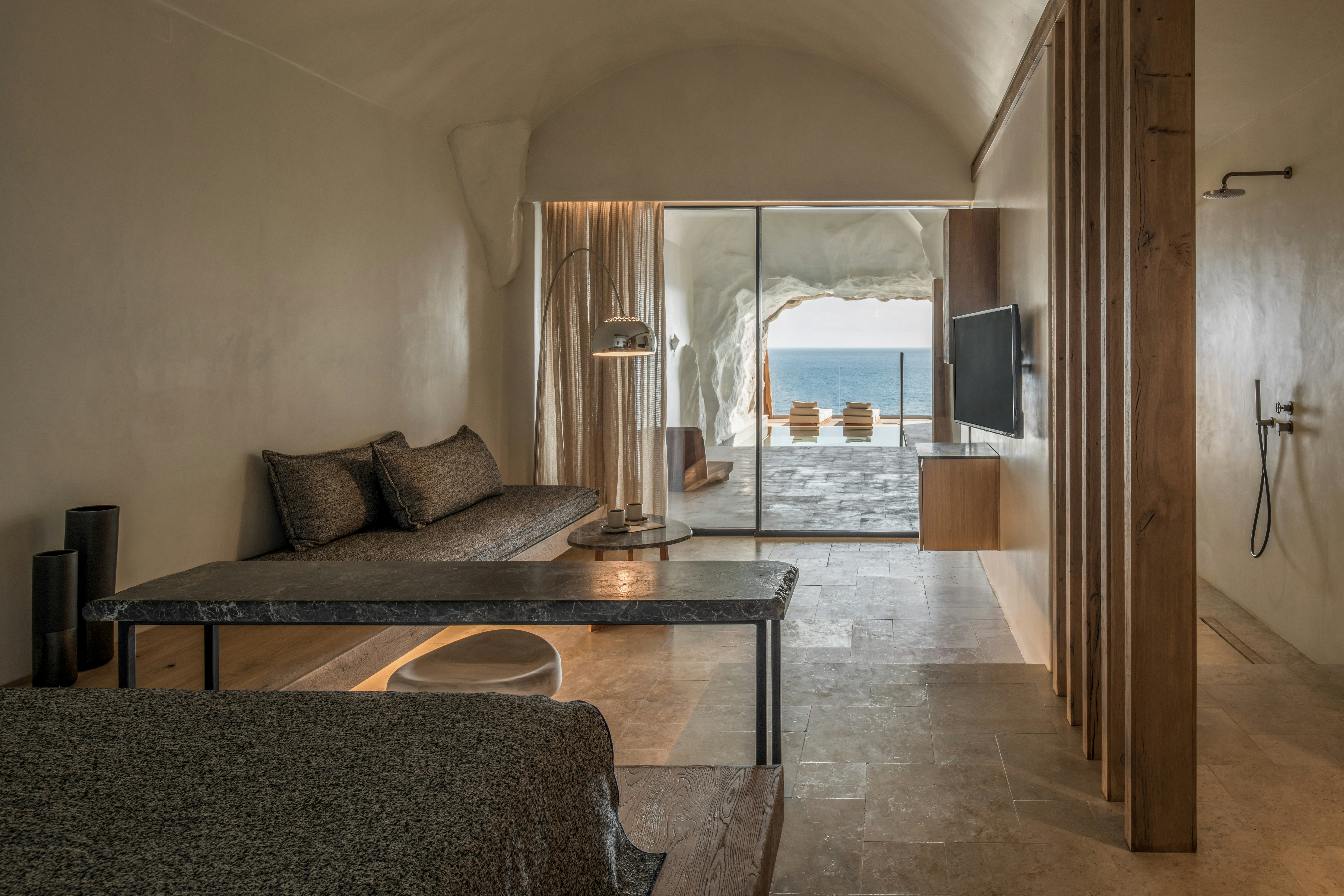 Cave Suite Sea View - Bedroom