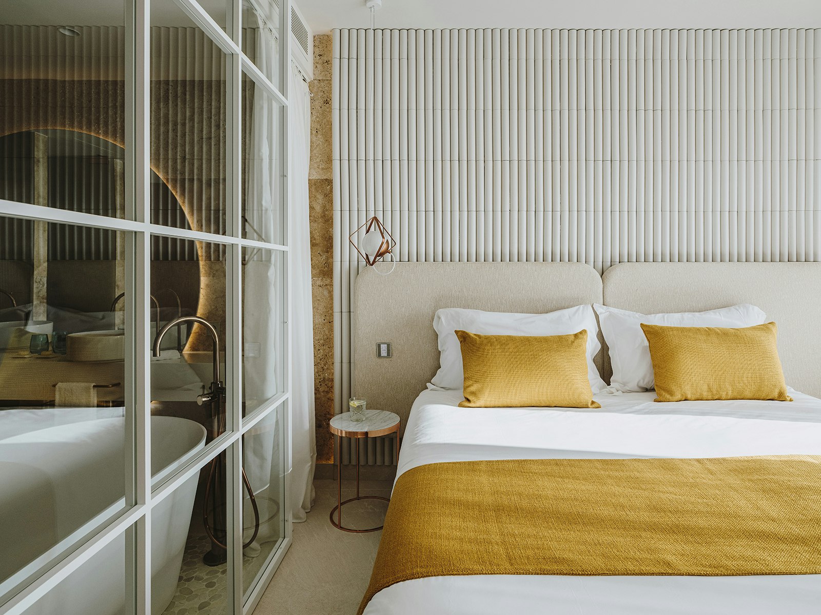 Premier & Premier Bay - Bedroom