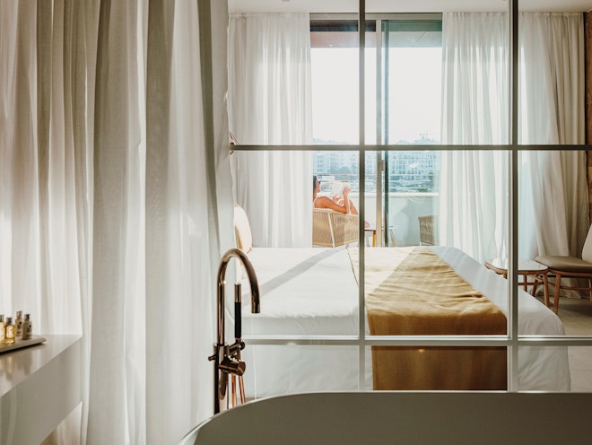 Premier - Bathtub
