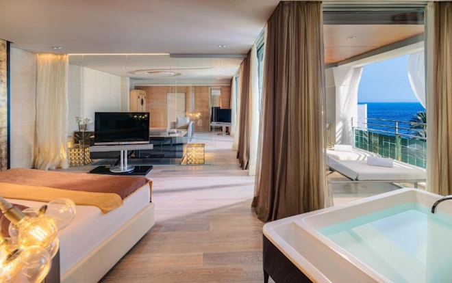 Presidential Suite - Bedroom