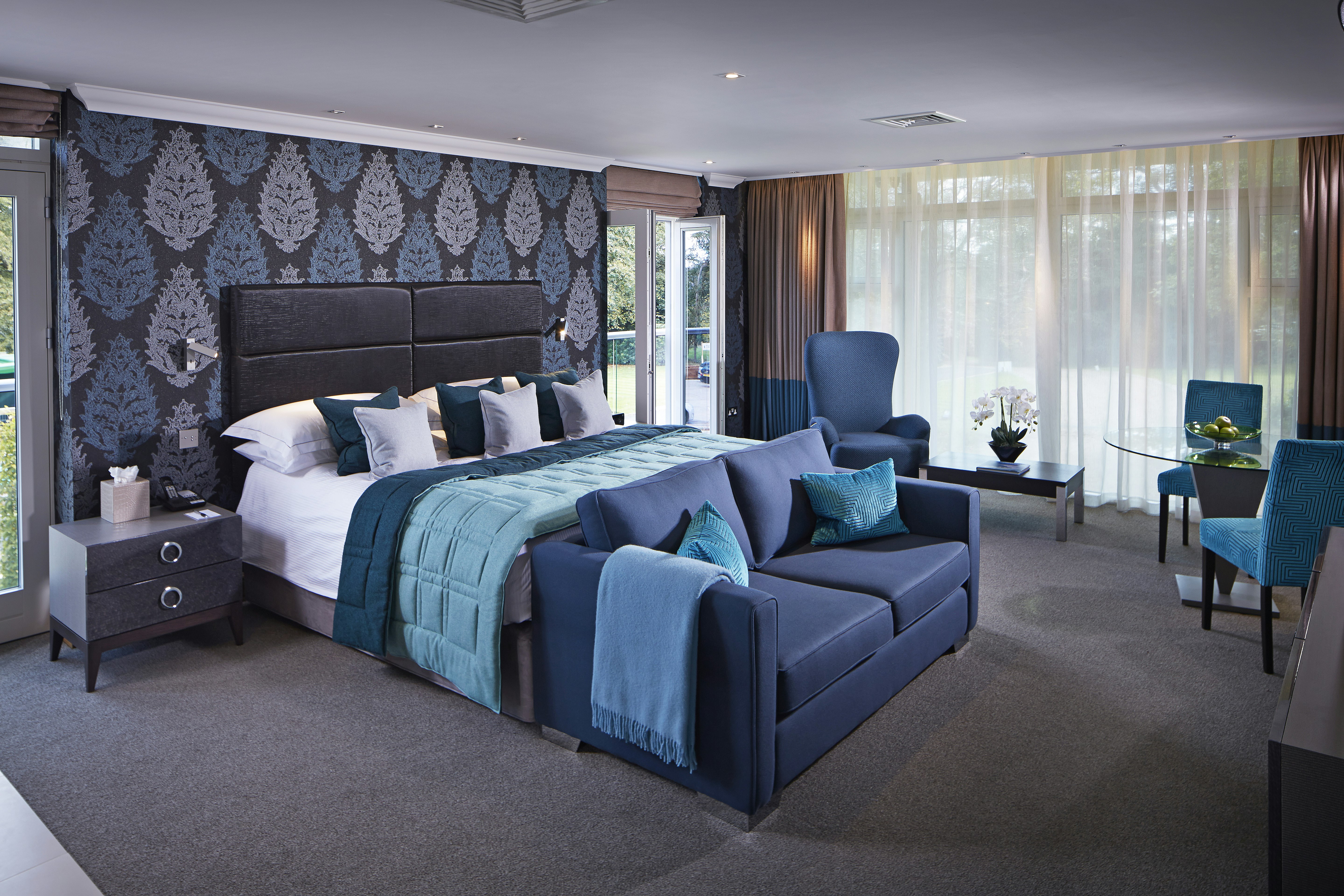 Deluxe Garden Suite - Bedroom