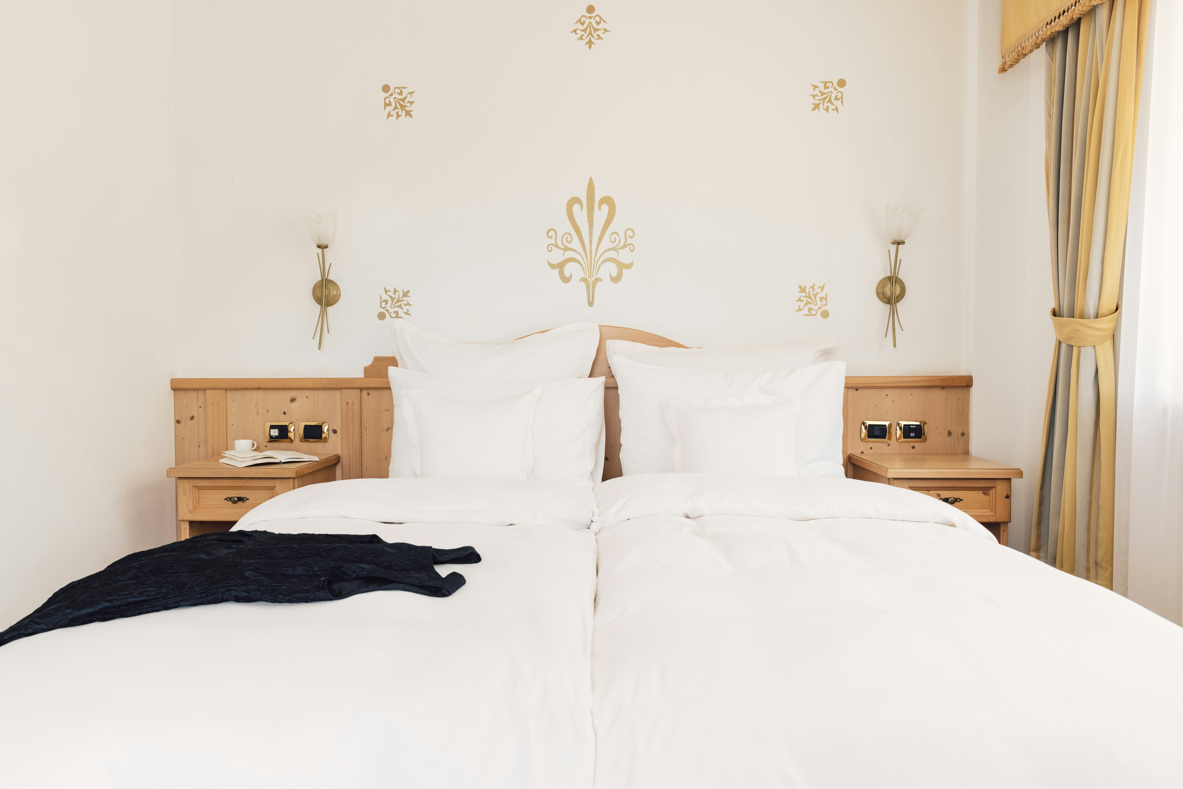 Sovereign Suite - Bedroom