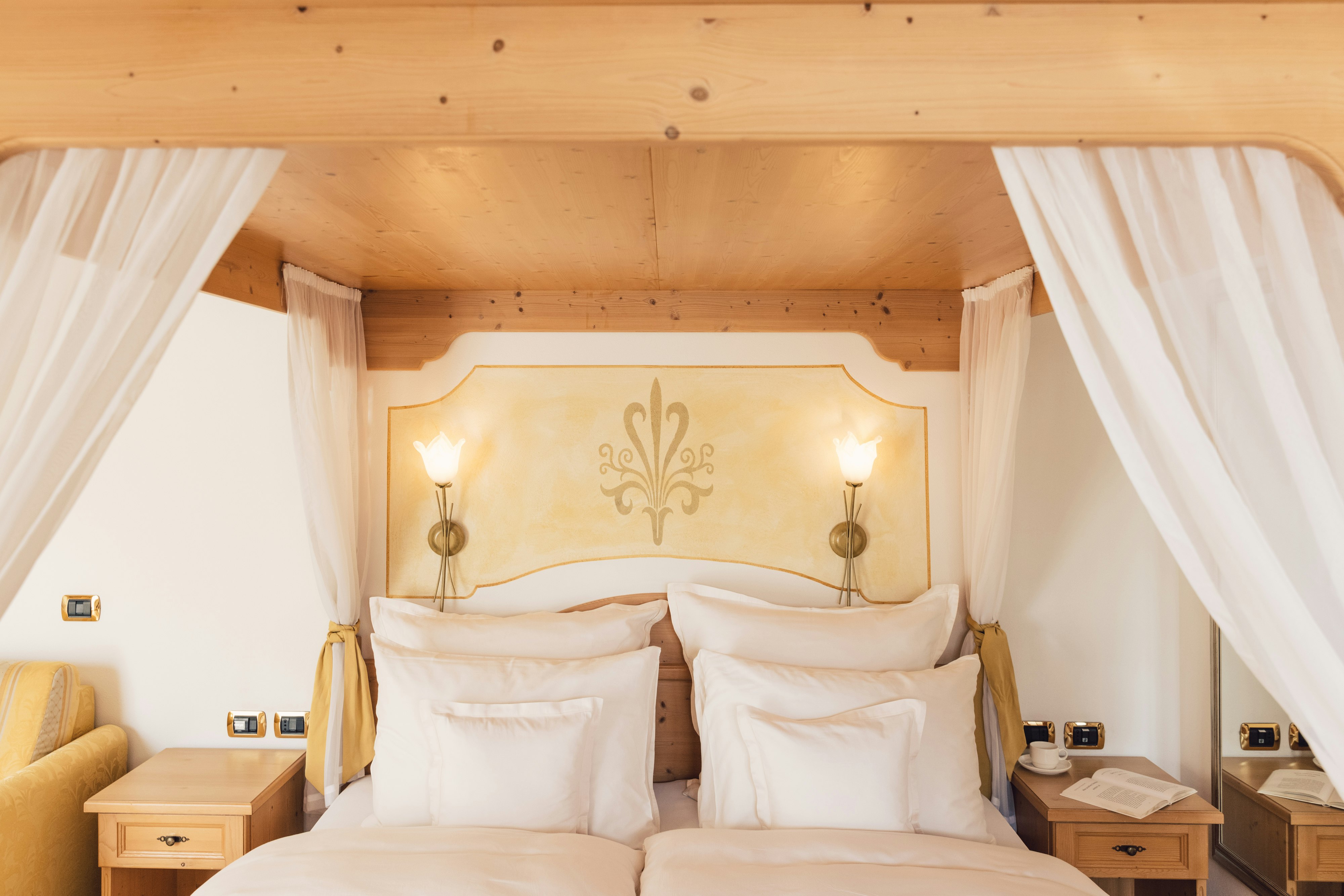 Glacier Stream Suite - Bedroom