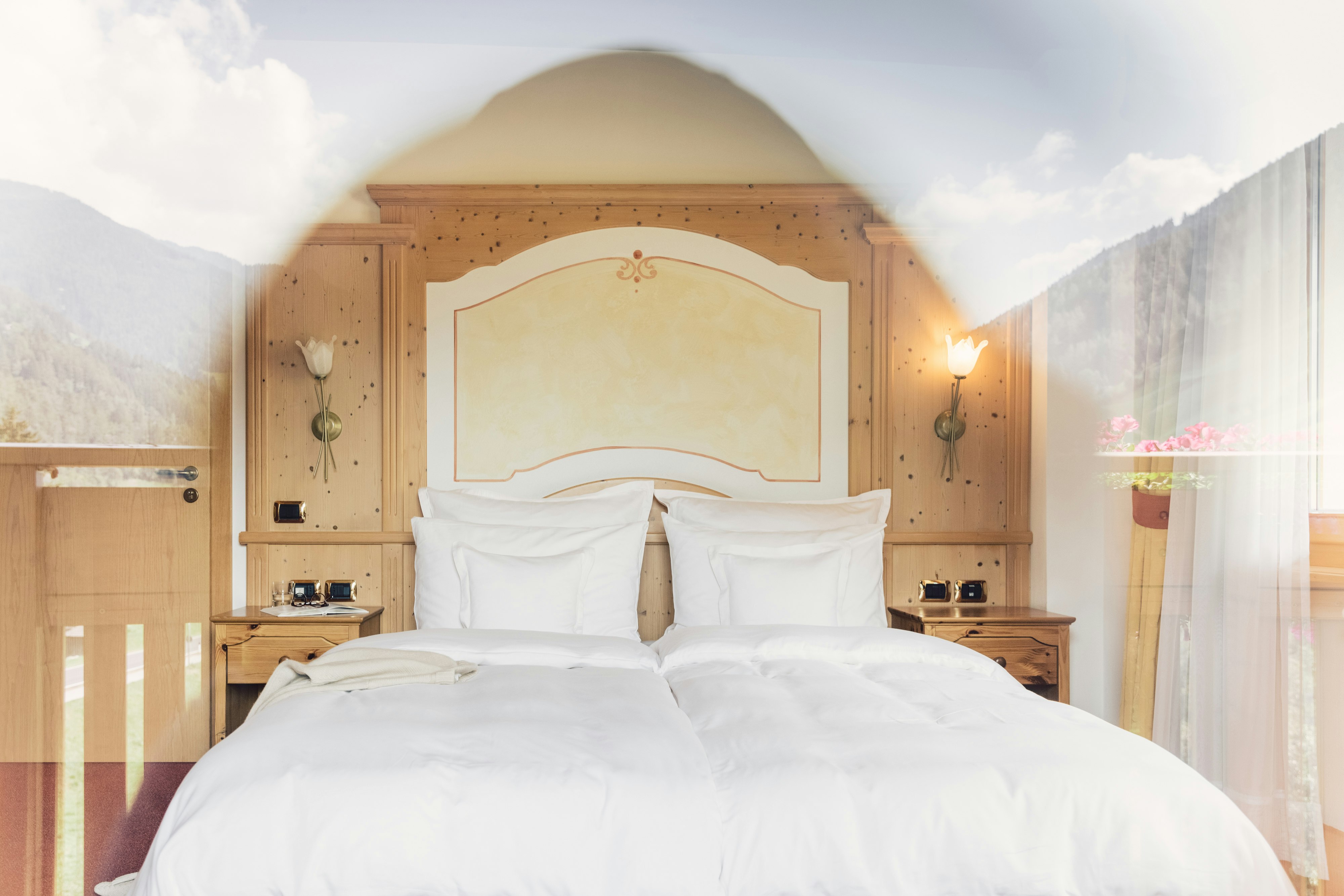 Dream Suite - Bedroom