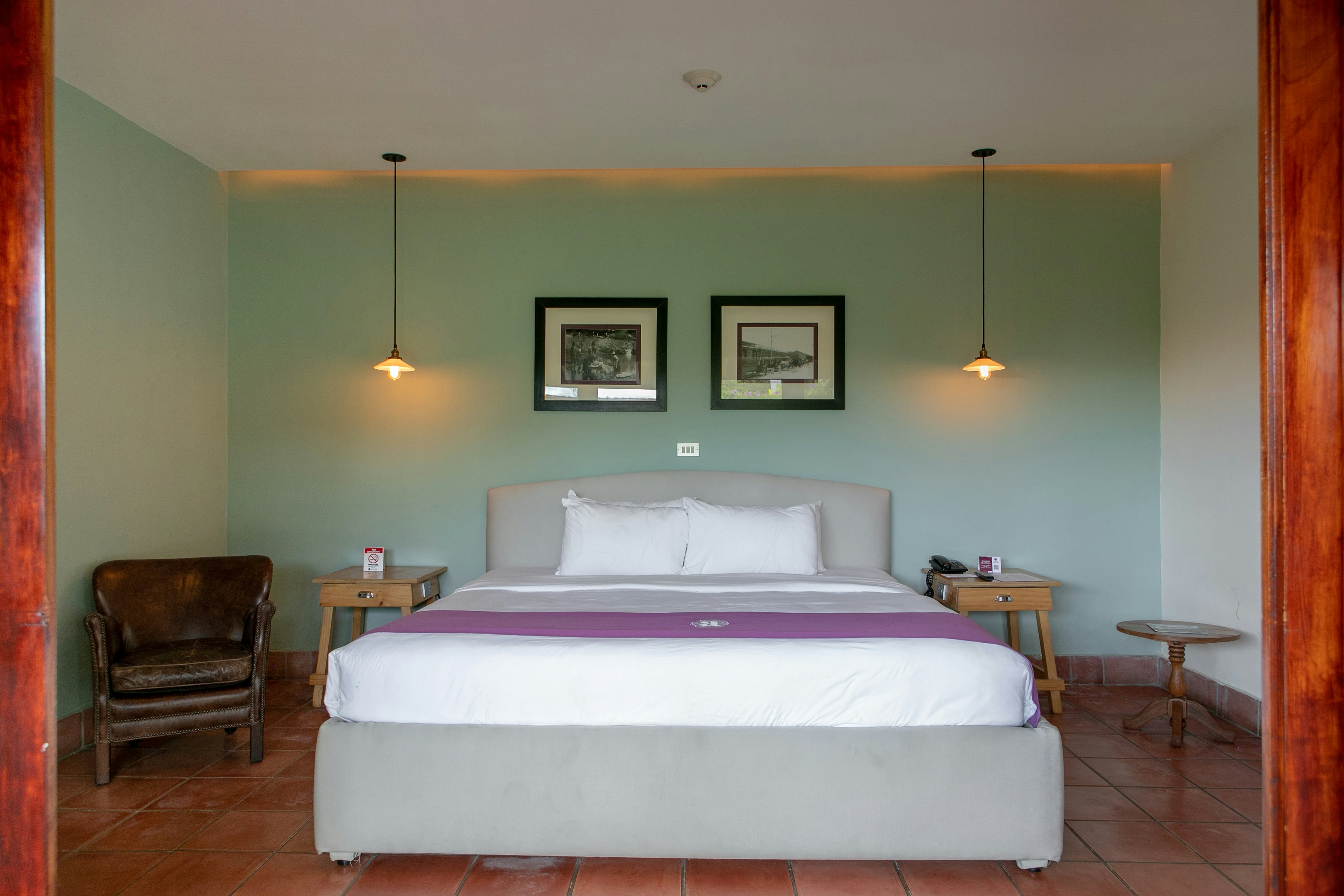 Deluxe Valley View King Bed - Bedroom