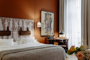 Suite Medium - Freud Suite Bedroom