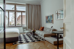 Double Room Medium - Bedroom