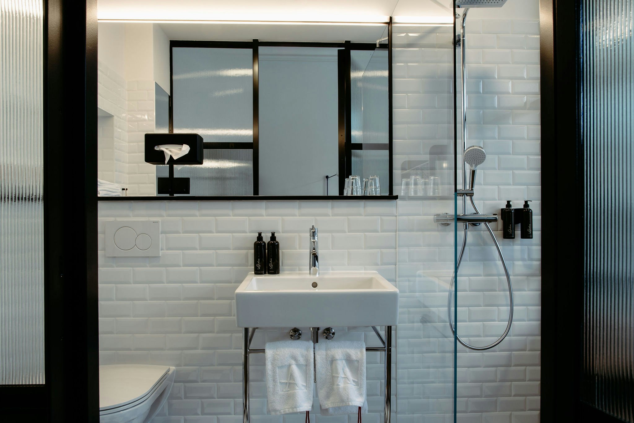 Double Room Large - Bathroom