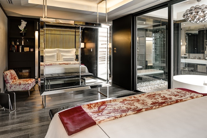 Manor Suite - Bedroom