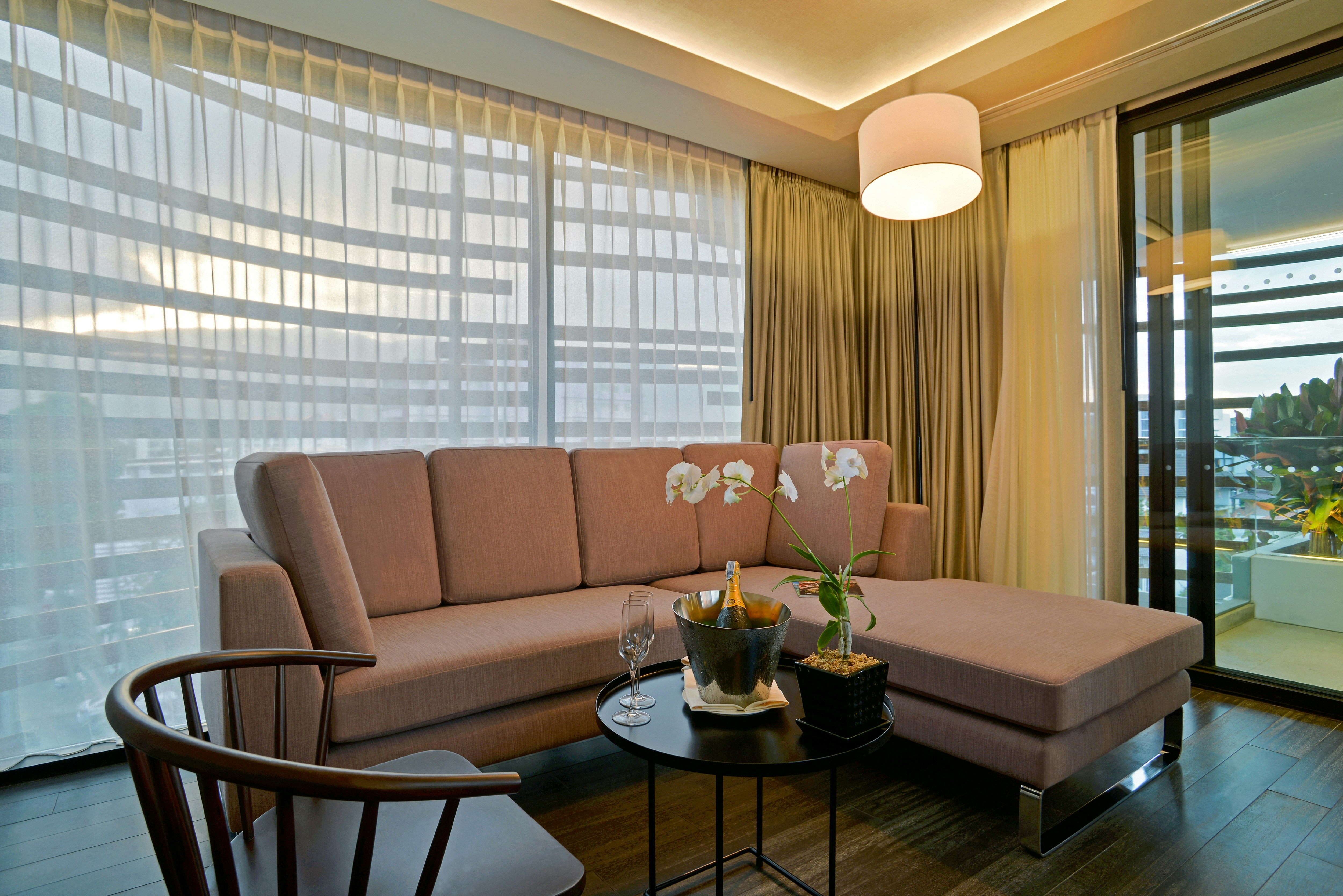 Manor Suite - Living Area