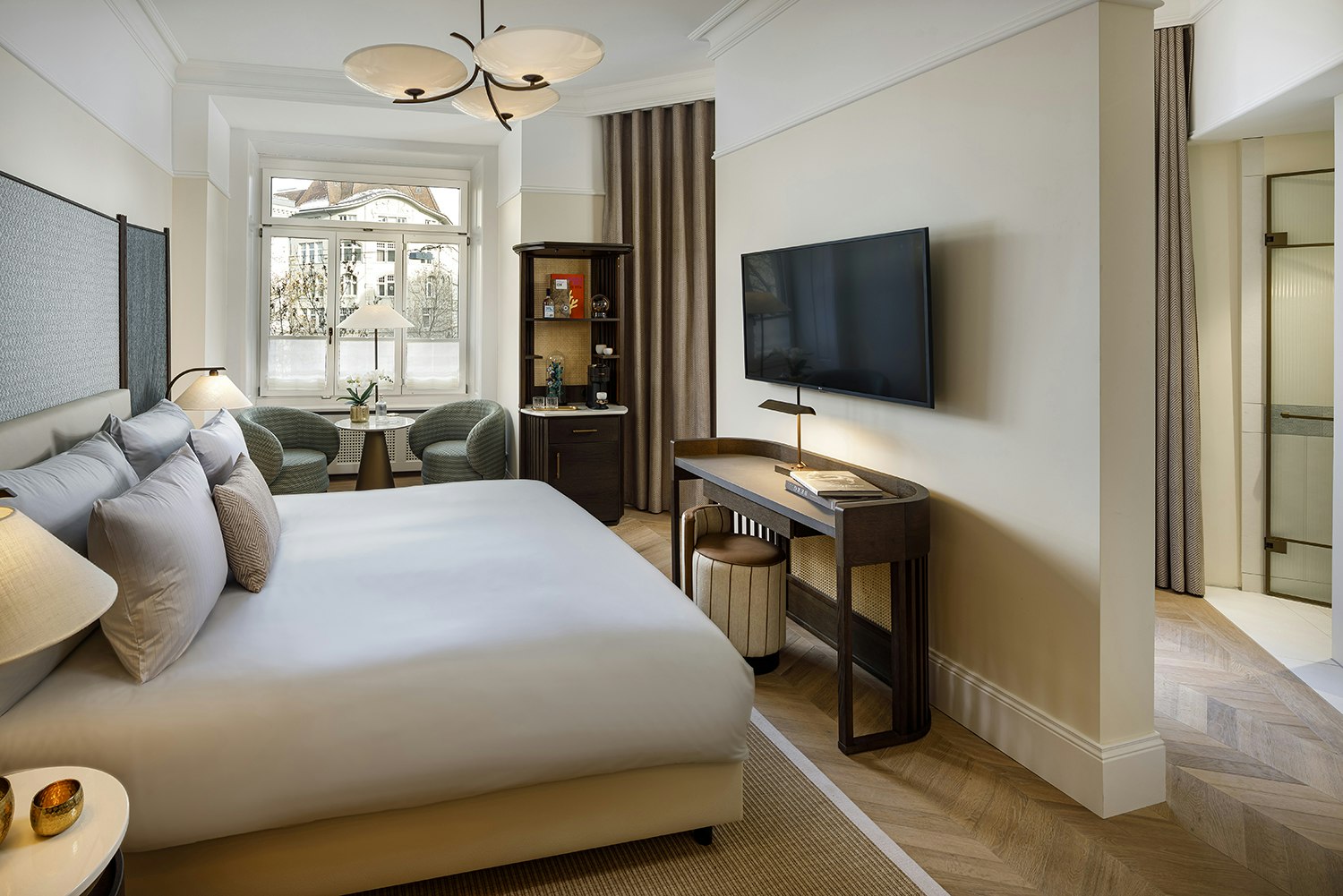 Ambassador Signature Room - Bedroom