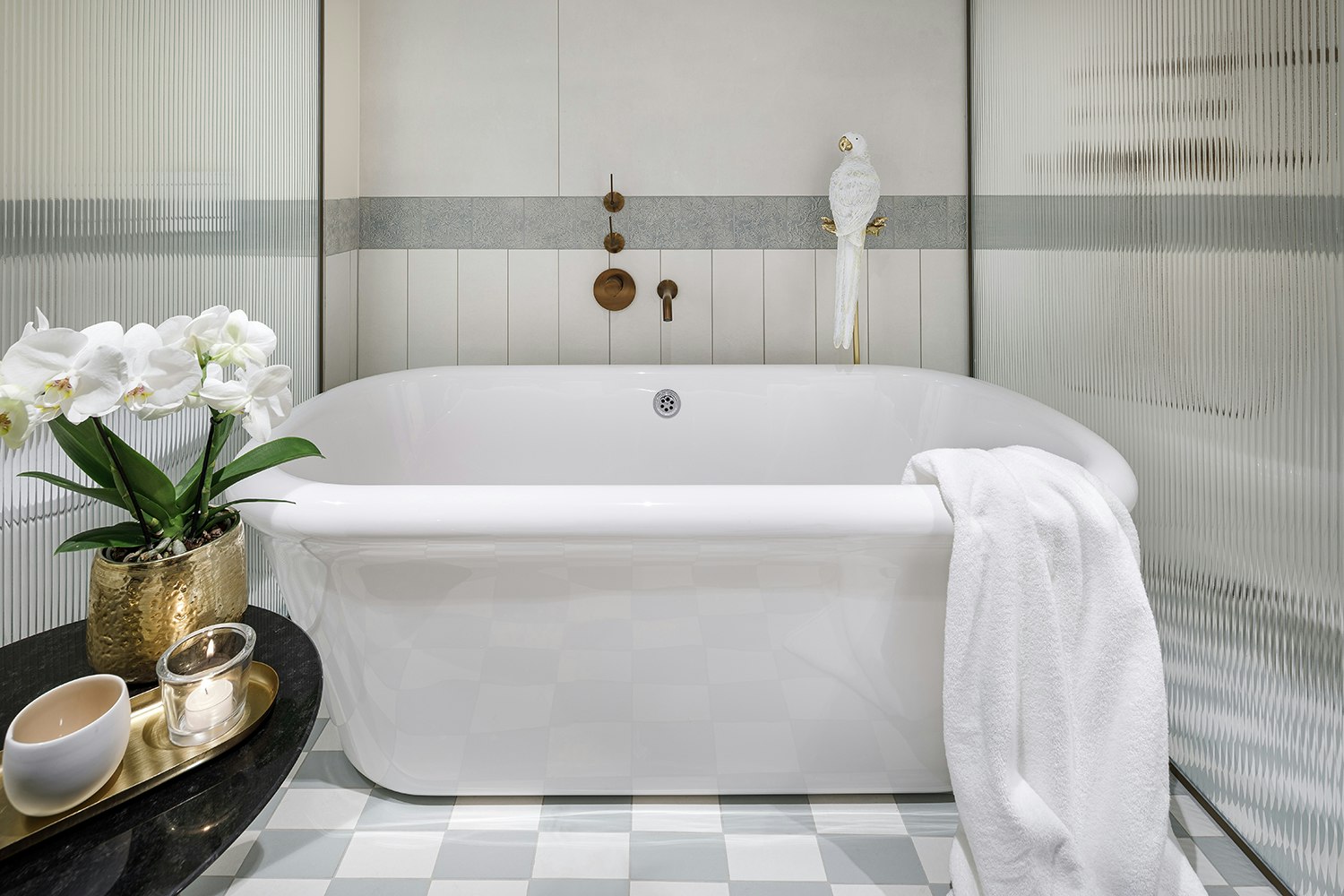 Ambassador Suite - Bathroom