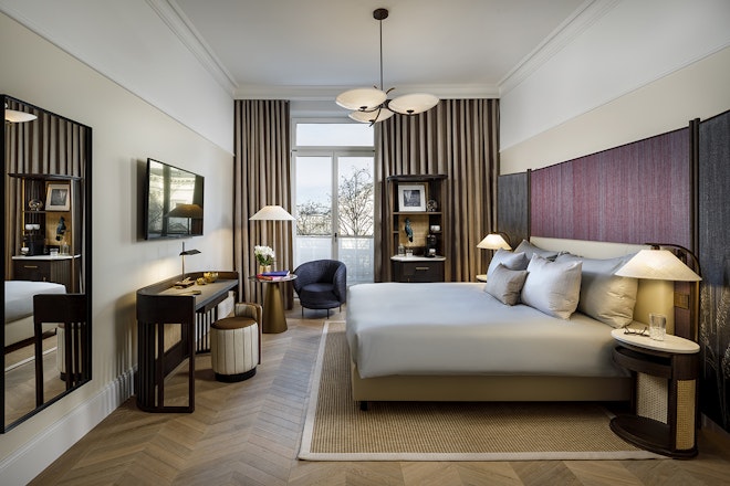 Ambassador Deluxe - Bedroom