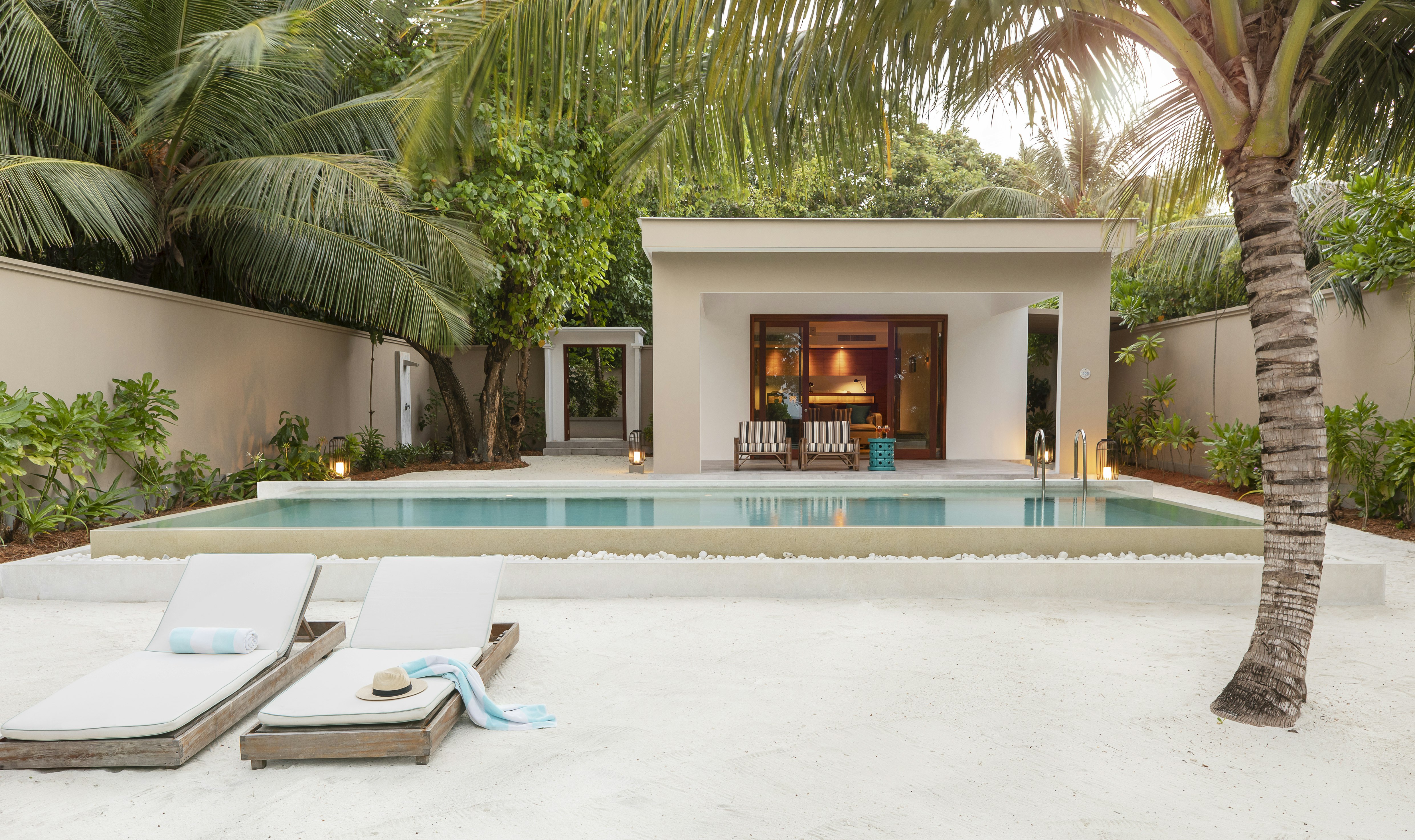 Beach Pool Villa - Exterior