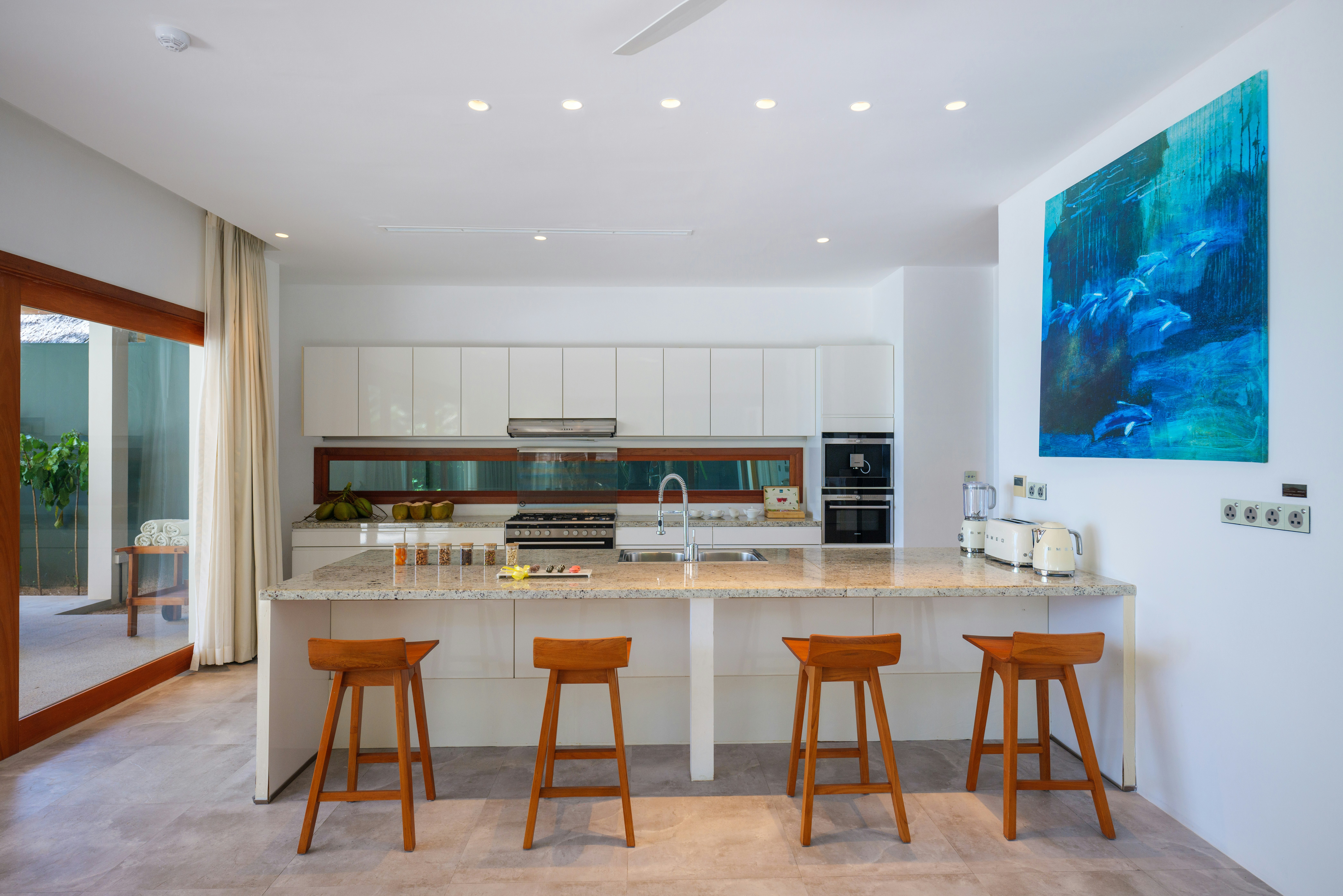 Four Bedroom Beach Residence - Kitchen