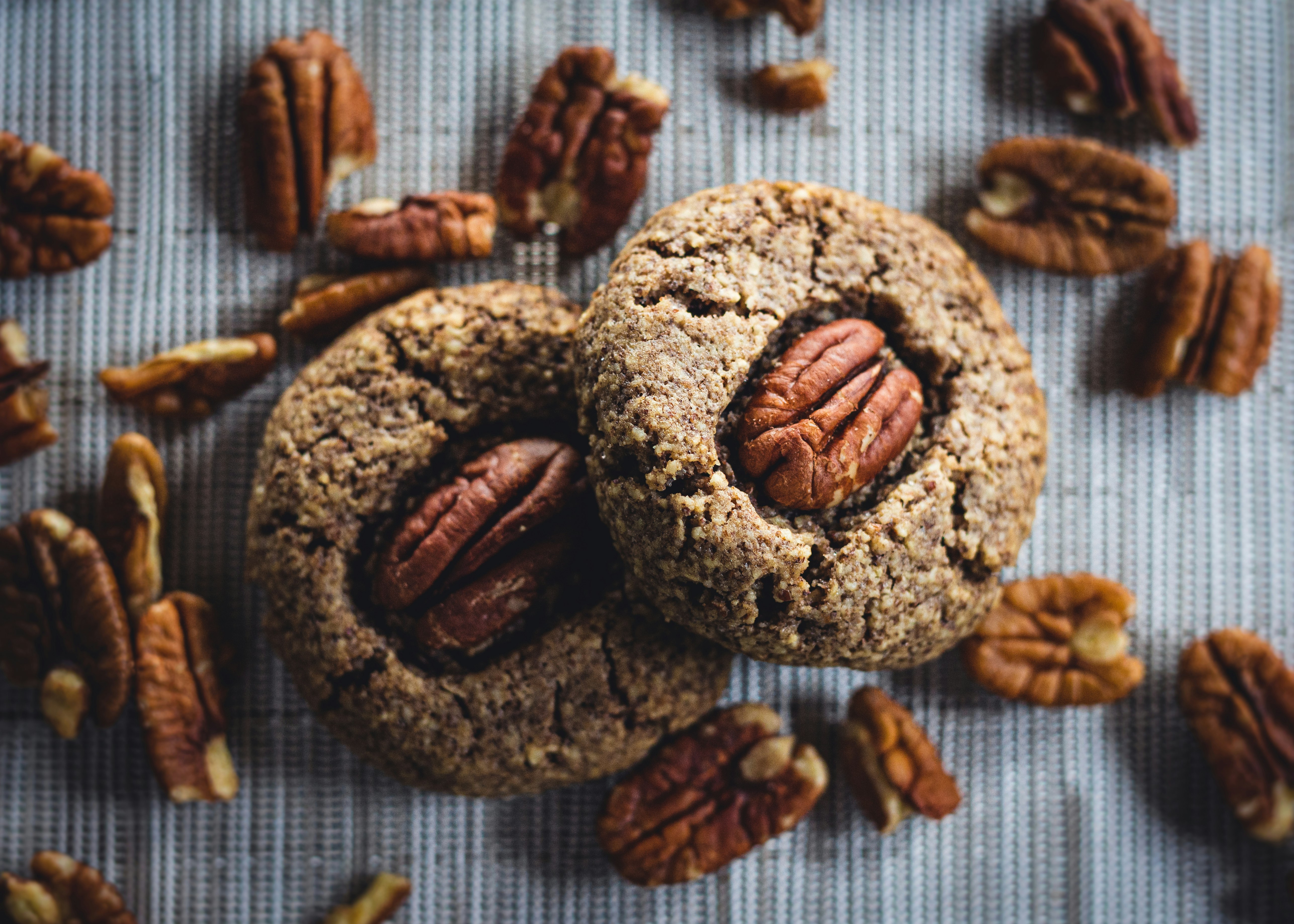 Keto Pecan Cookies