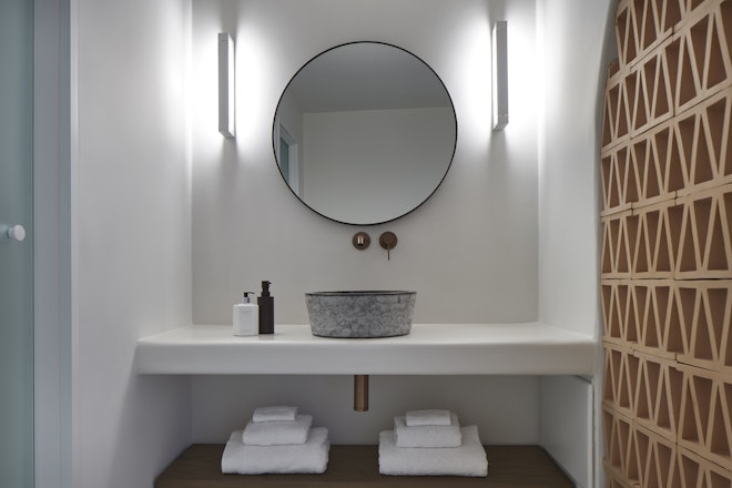 Element Suite - Bathroom