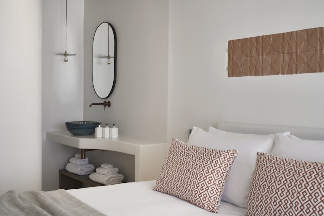 Pure Suite - Bedroom