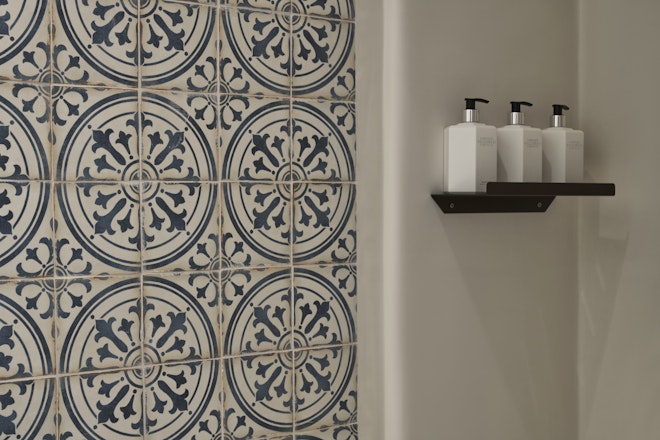 Light Suite - Bedroom