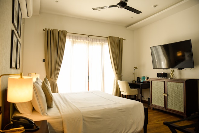 Deluxe Ocean Room - Bedroom