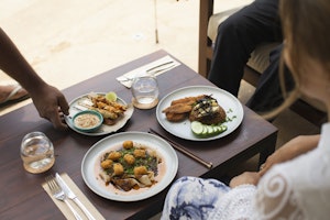 International Cuisine - Lunch & Dinner menu