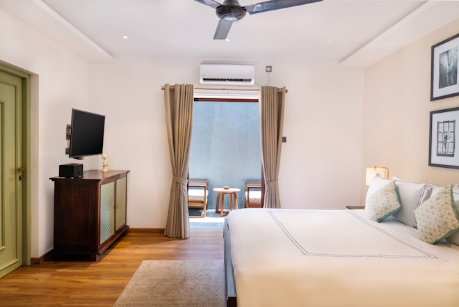 Deluxe Room - Bedroom