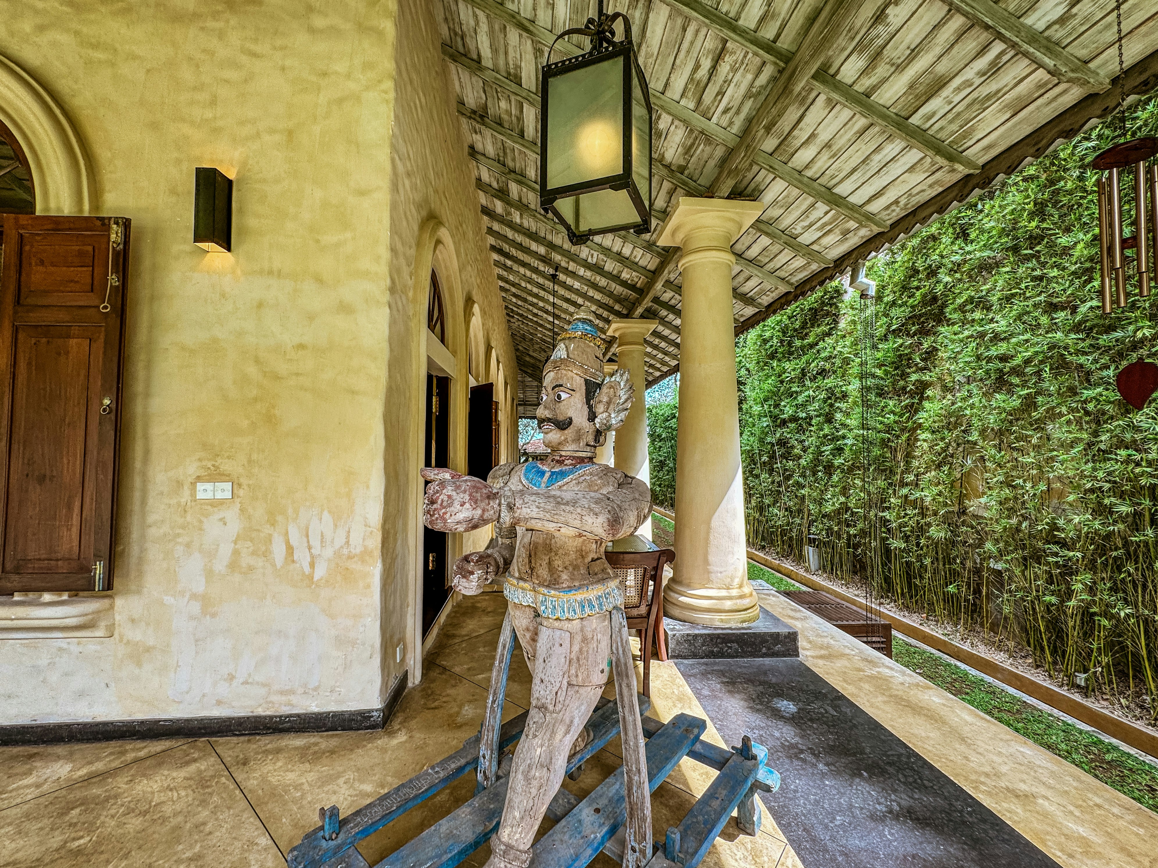 Antique Resort Decor