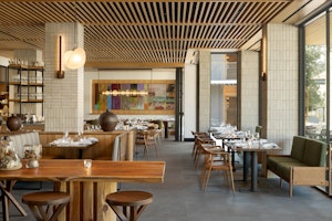 Folia Bar & Kitchen