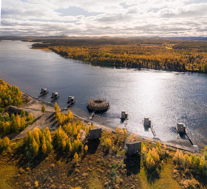 Fall at Arctic Bath
