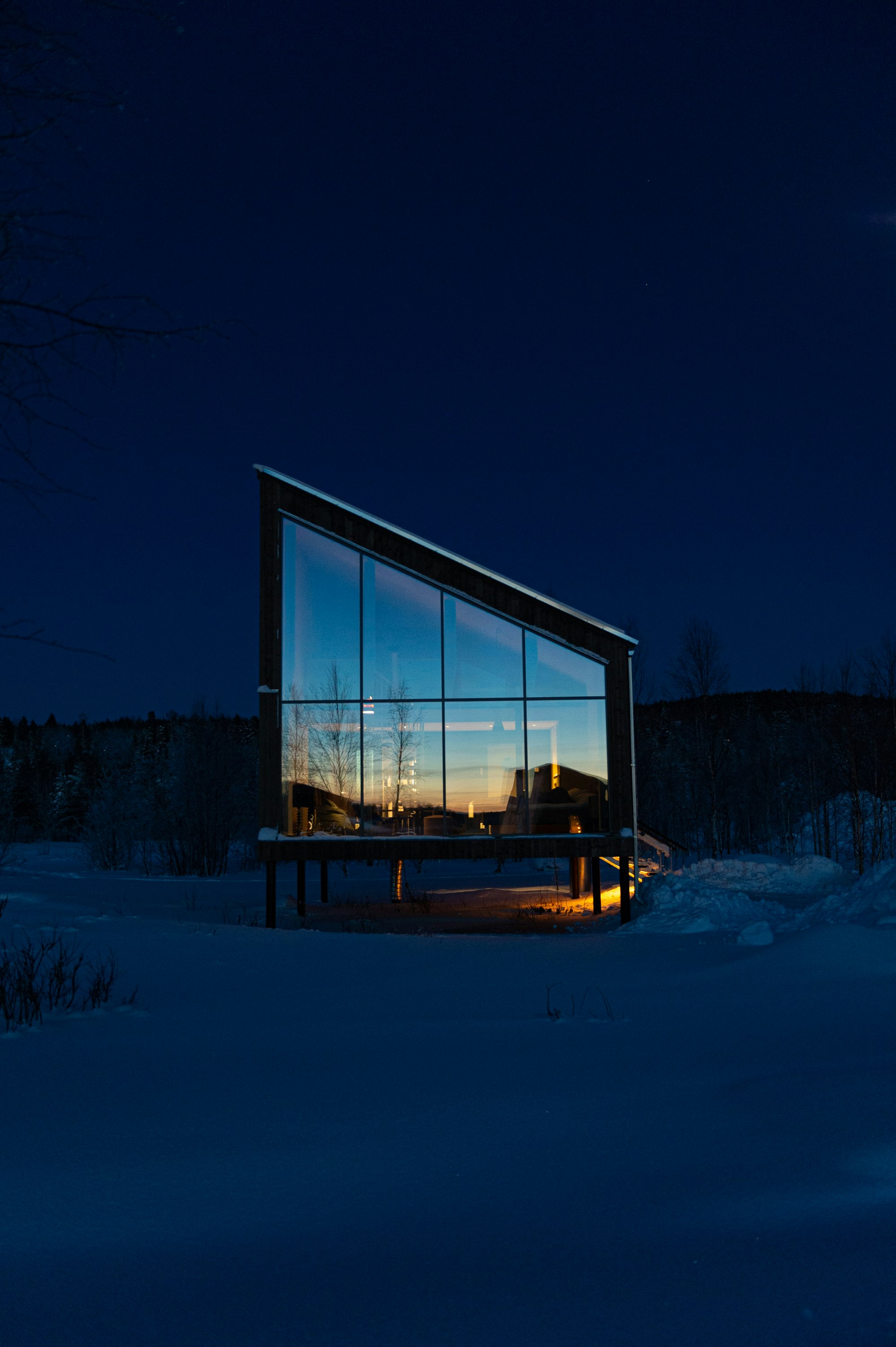 Land Cabin by Night