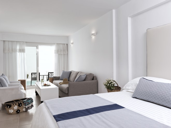 Junior Suite Sharing Pool
