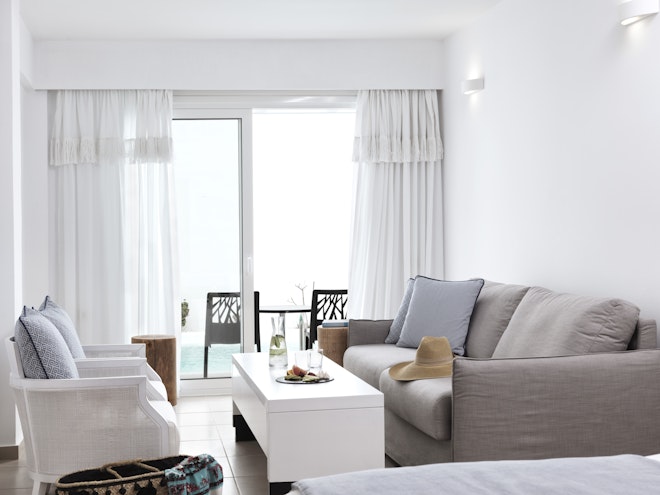 Junior Suite Sharing Pool