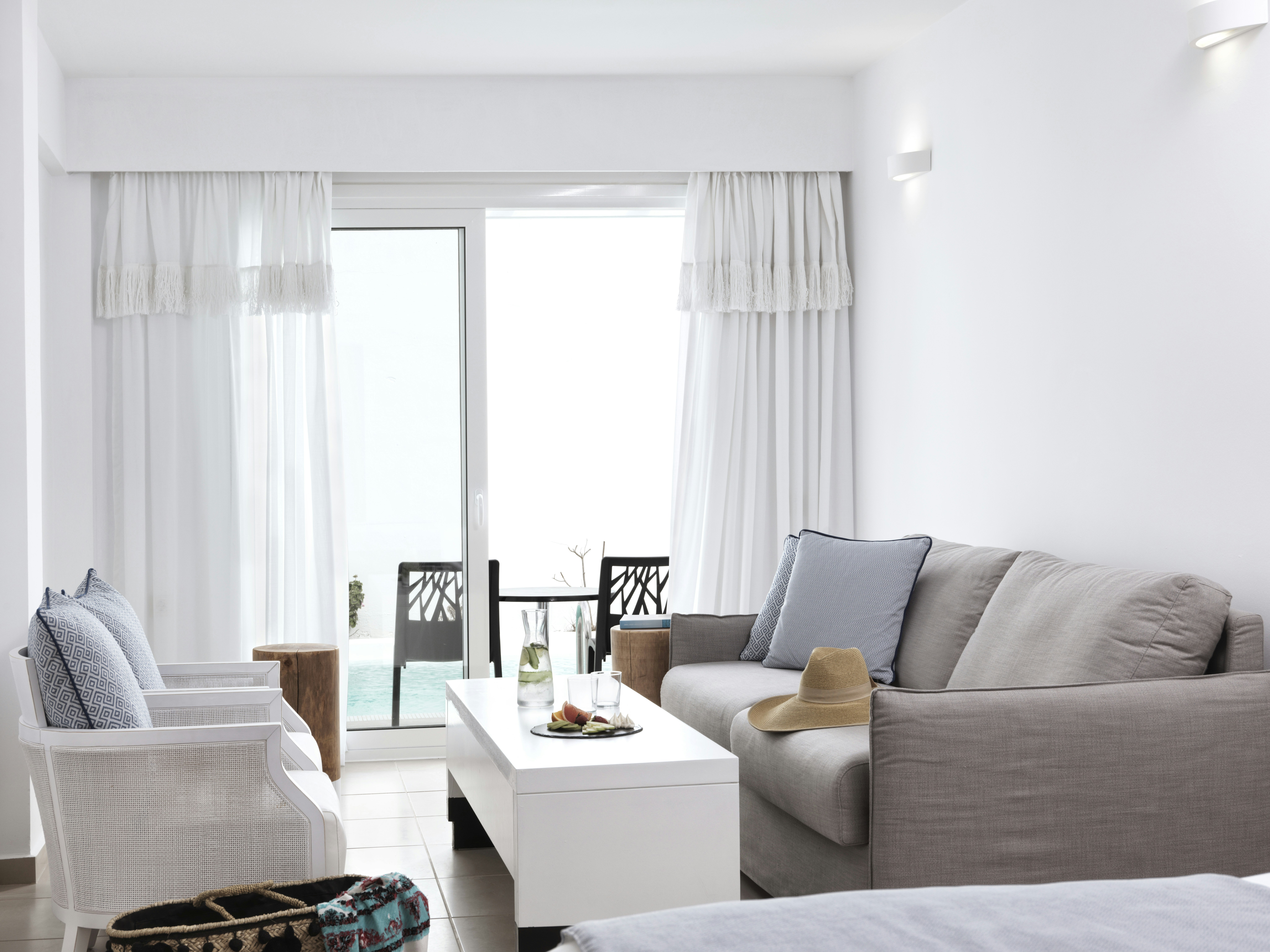 Junior Suite Sharing Pool