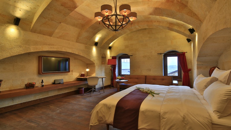 Inara Deluxe Stone Suite