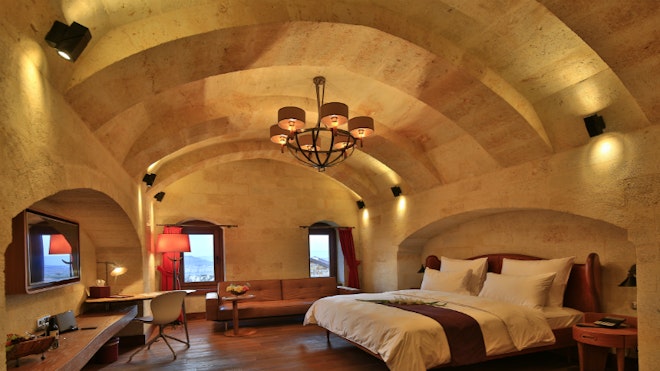 Inara Deluxe Stone Suite