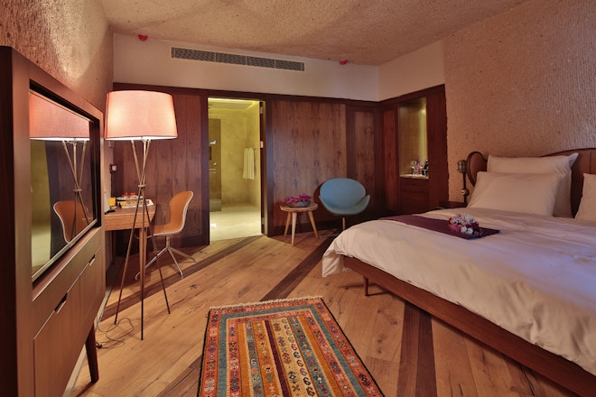 Bau Deluxe Cave Suite