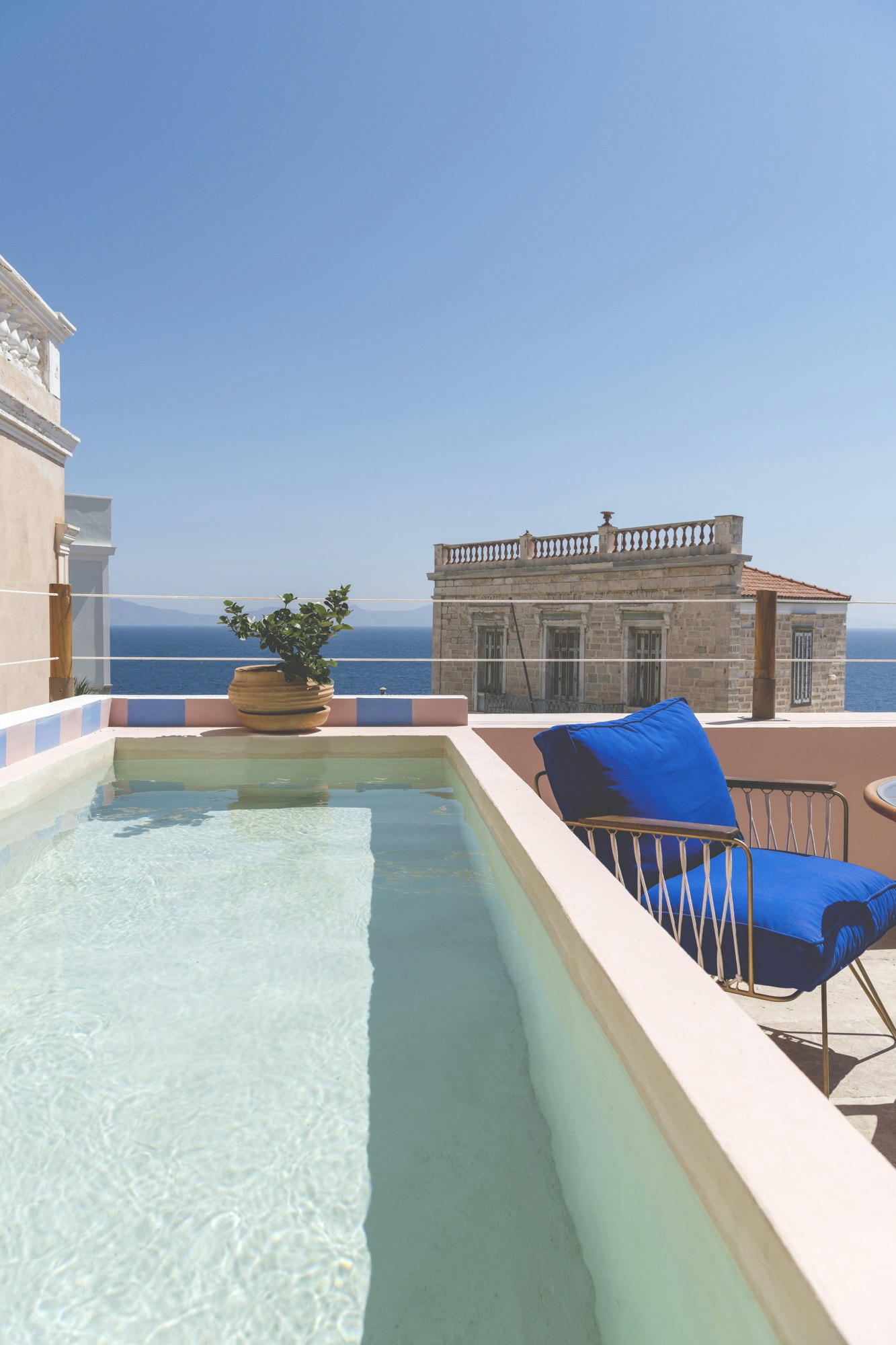 Pteleos Suite - Plunge Pool