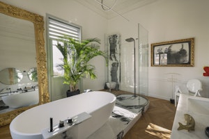 Naxos Suite - Bathroom
