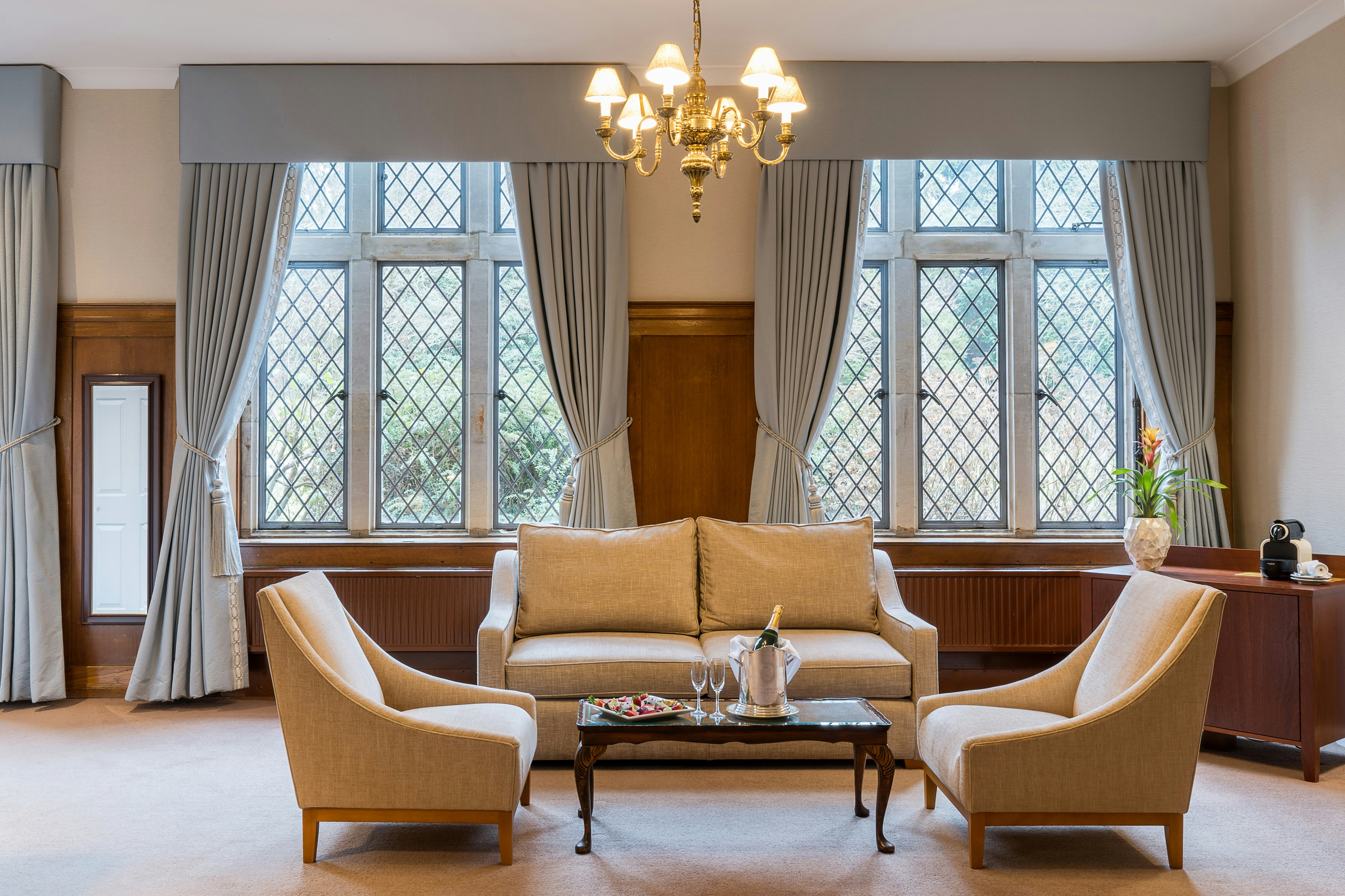 Studio Suite Sitting Area