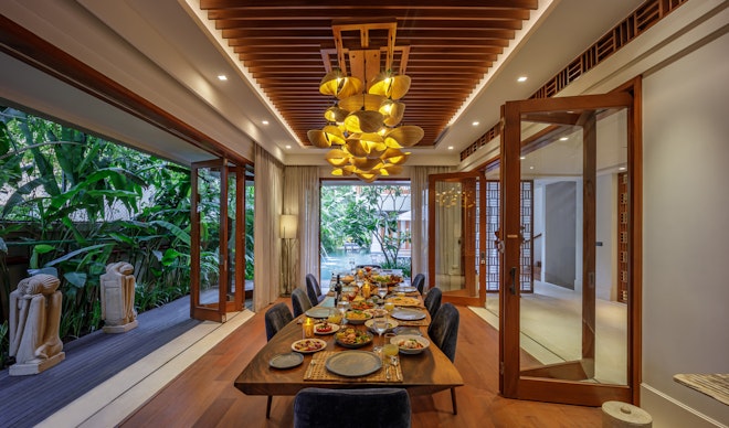 Villa - Dining Room