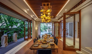 Villa - Dining Room