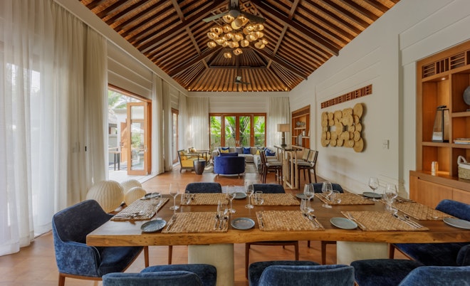 Villa - Dining Room