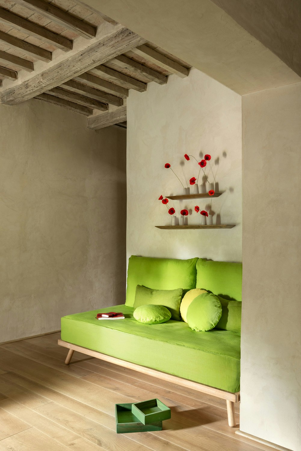 Junior Suite Triple - Living Area