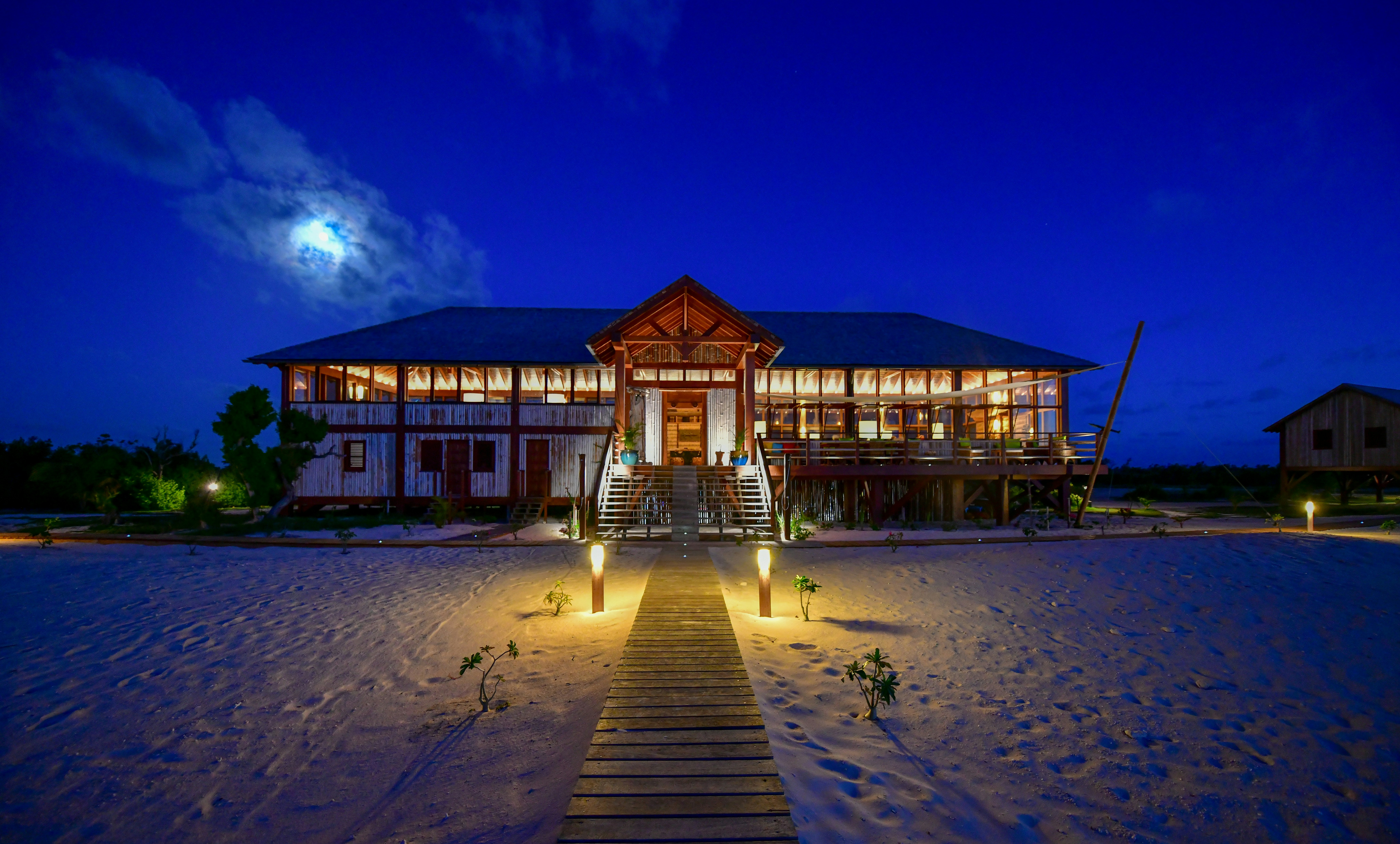Barbuda Belle Night Exterior