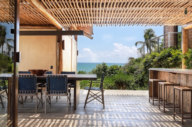 Villa 6 Dining Area