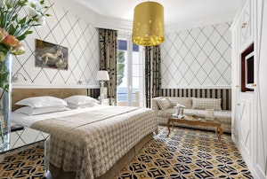 Sea View Suite - Bedroom