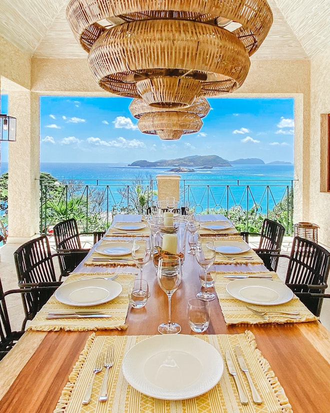 Villa ONE - Outdoor Dining Area