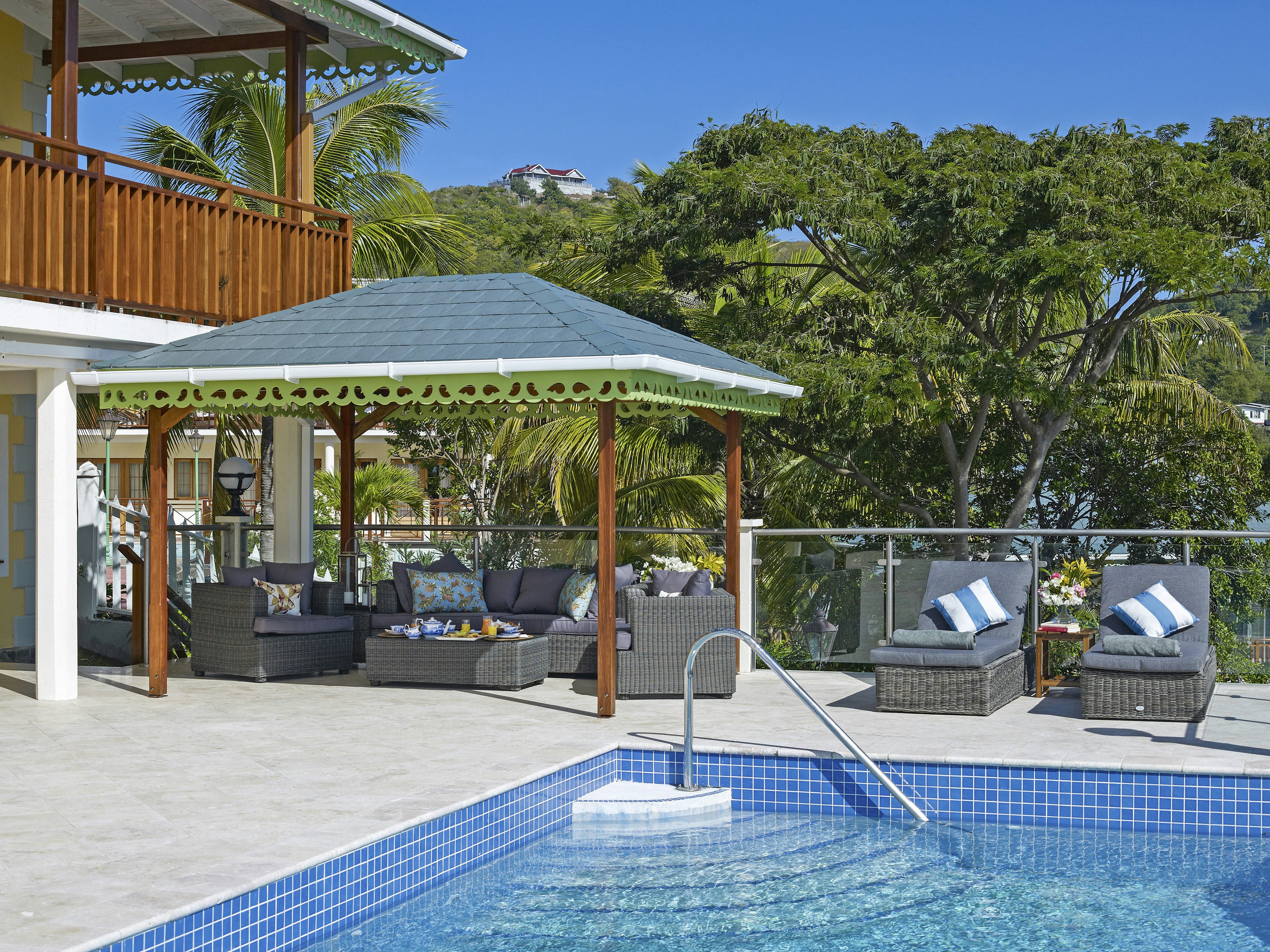 The Estate Villa - Pool