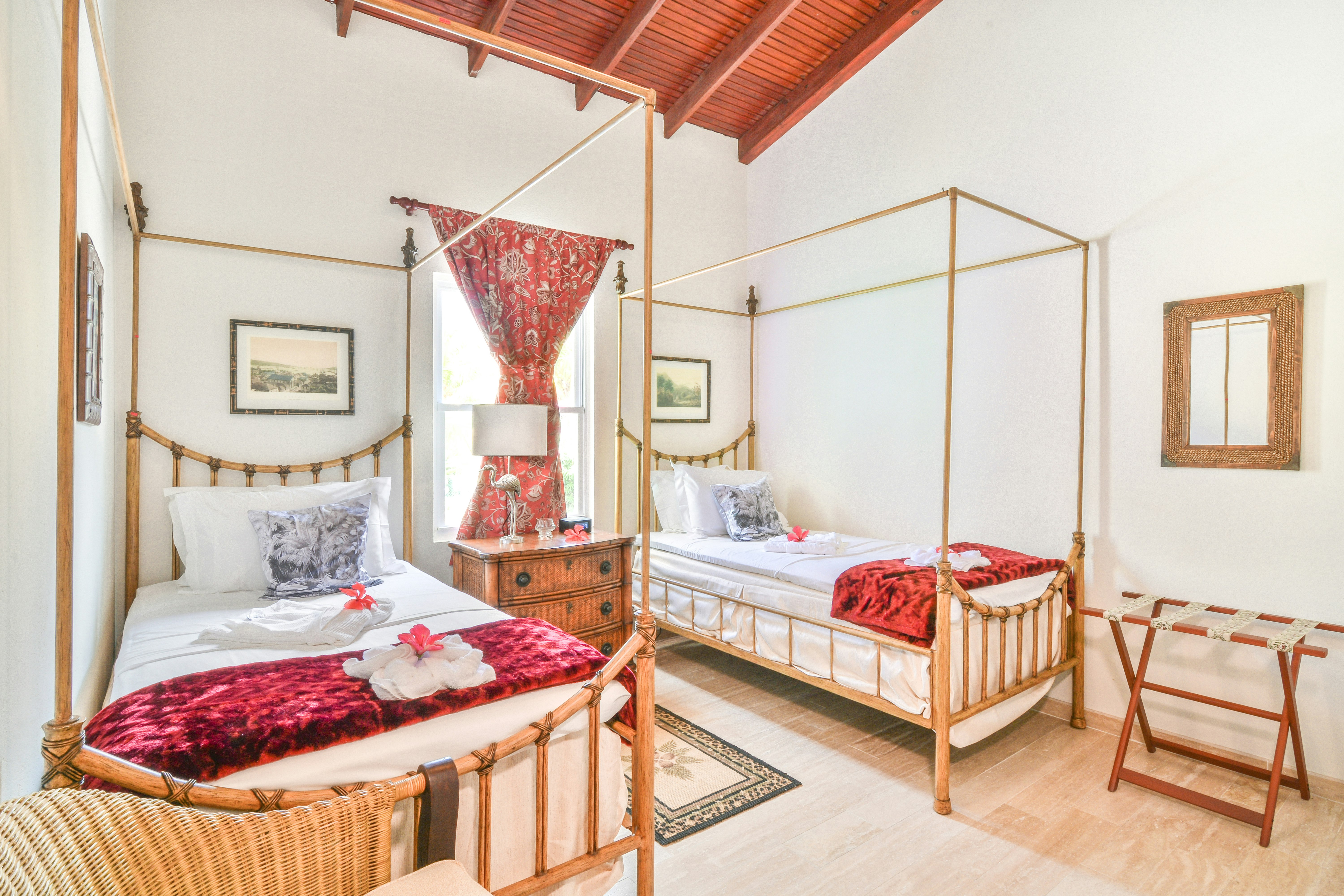 The Palm Villa - Twin Bedroom